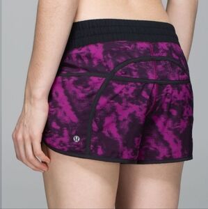Lululemon tracker shorts 4 way stretch size 10